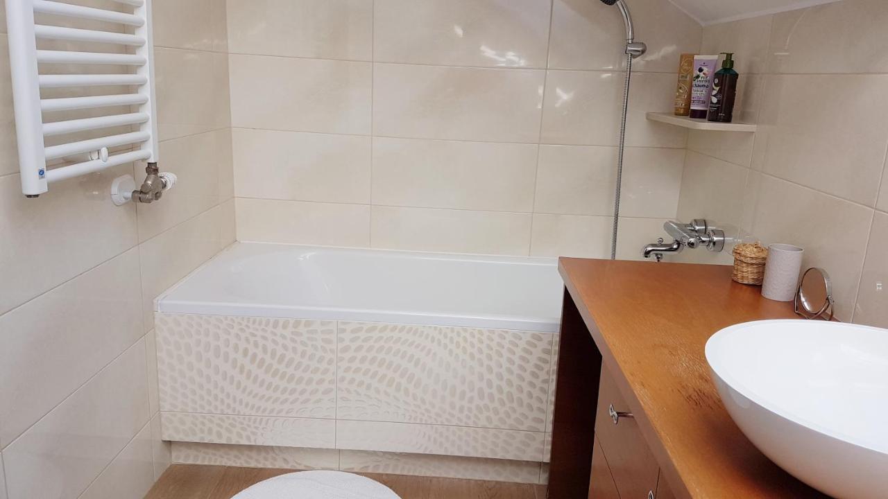 Inez Apartment Krakow Bagian luar foto