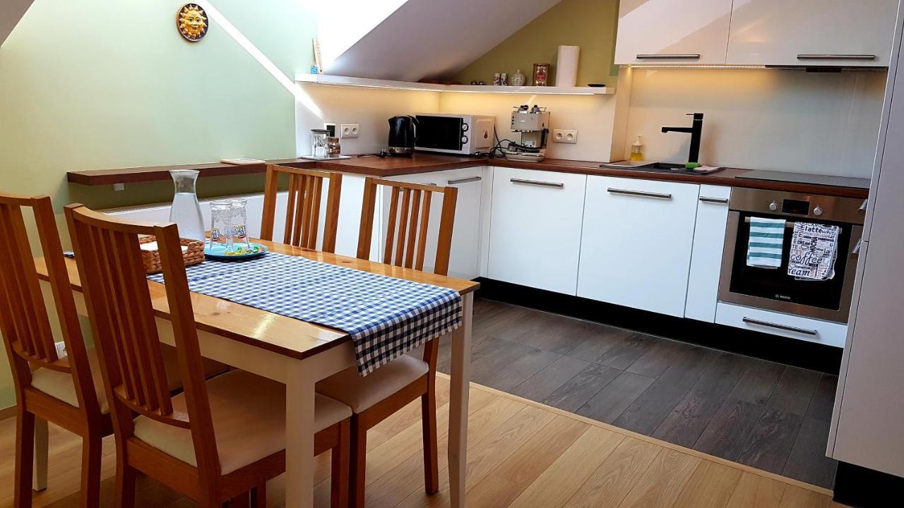 Inez Apartment Krakow Bagian luar foto